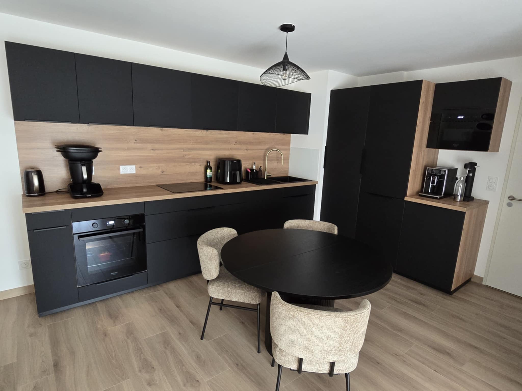 Cuisine moderne noir mat